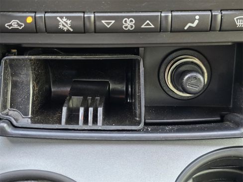 Used 2006 Chevrolet Corvette Convertible w/ Preferred Equipment Group image 24