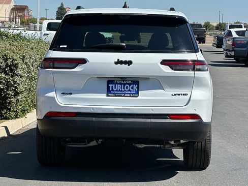 New 2025 Jeep Grand Cherokee L Limited w/ Luxury Tech Group II image 5