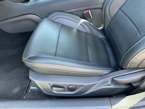 Used 2025 Ford Mustang GT Premium RWD image 14