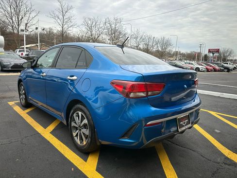 Used 2022 Kia Rio S w/ Technology Package image 5