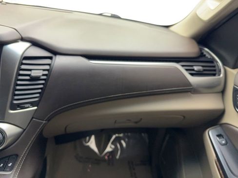 Used 2019 Chevrolet Tahoe LT w/ RST Edition image 62