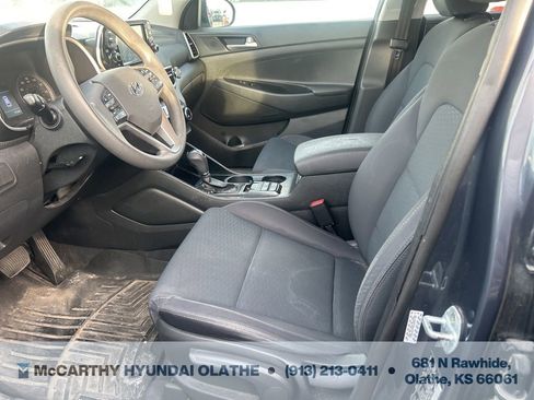 Used 2019 Hyundai Tucson SE image 5