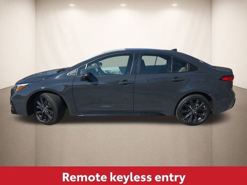 Used 2026 Toyota Corolla SE w/ SE Premium Package image 3