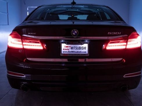 Used 2019 BMW 530i xDrive image 39