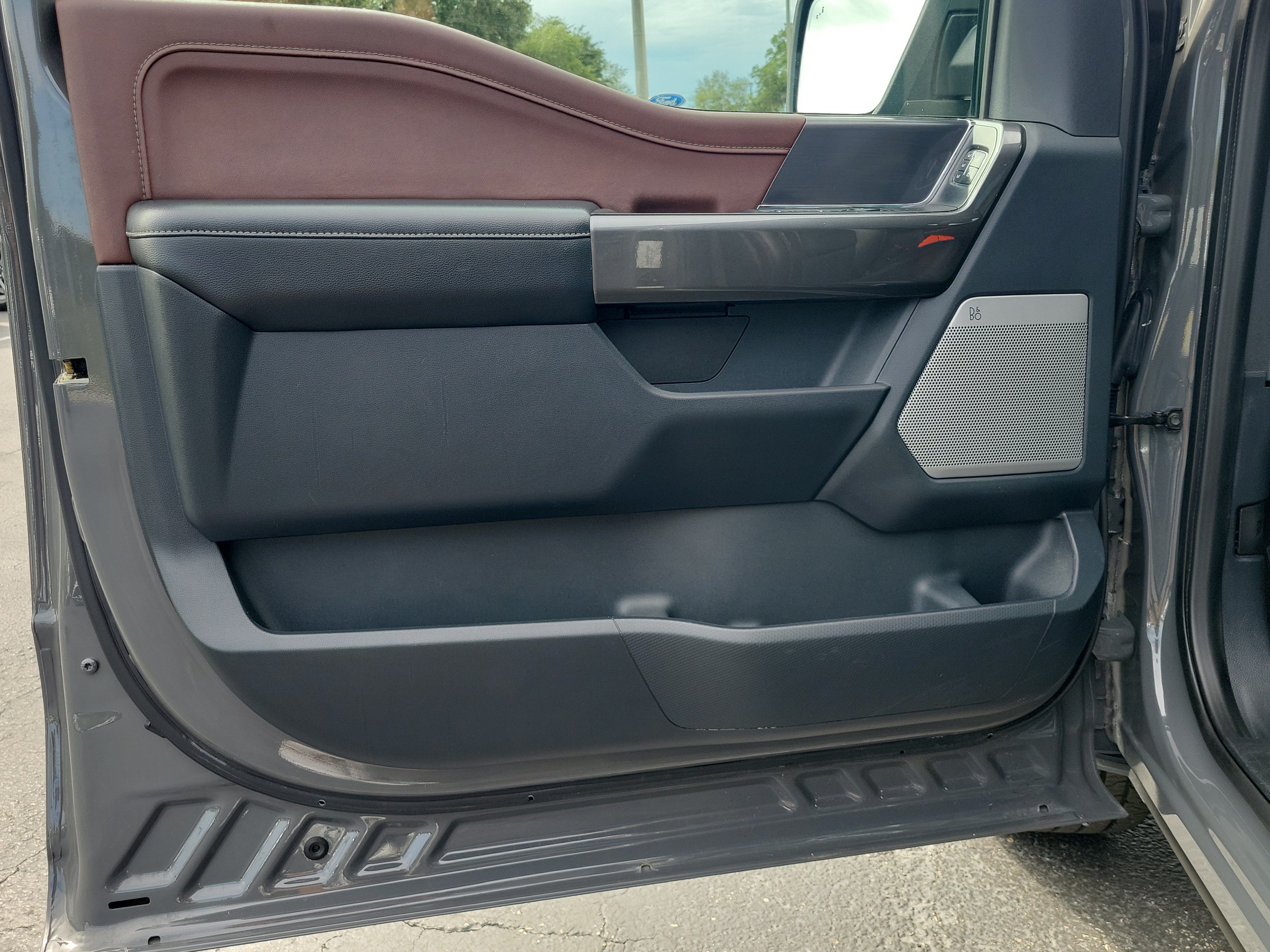 Used 2021 Ford F150 Lariat RWD image 18