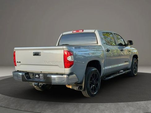 Used 2018 Toyota Tundra SR5 w/ SR5 Upgrade Package image 6