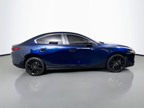 Used 2025 MAZDA MAZDA3 s FWD image 3