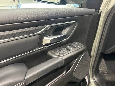 New 2026 RAM 1500 4x4 Crew Cab image 14