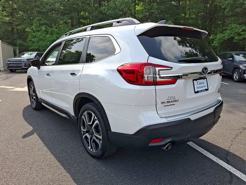 Used 2025 Subaru Ascent Touring w/ Popular Package #2 AWD/4WD image 4