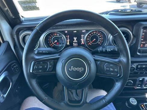 Used 2020 Jeep Wrangler Sport image 16