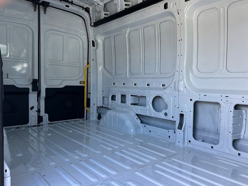 New 2026 Ford Transit 250 148 High Roof RWD image 11