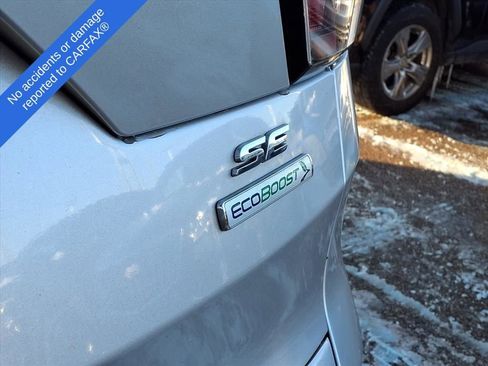 Used 2017 Ford Escape SE w/ Equipment Group 201A image 10