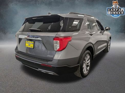 Used 2022 Ford Explorer XLT w/ Equipment Group 202A AWD/4WD image 4