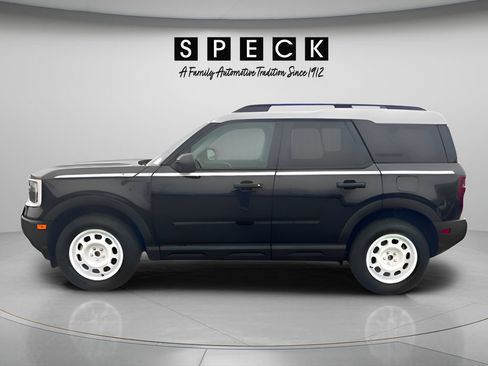 New 2025 Ford Bronco Sport Heritage w/ Convenience Package AWD/4WD image 2
