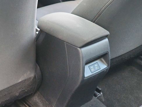 Used 2023 Toyota Corolla LE image 22