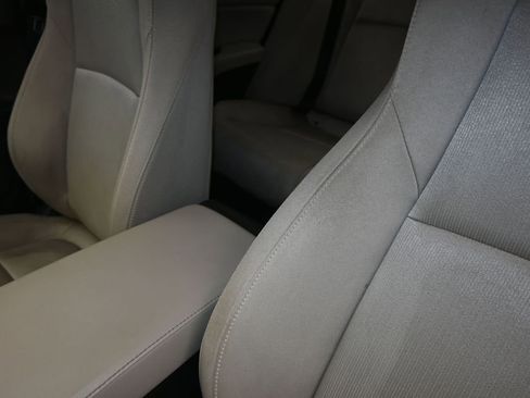 Used 2019 Honda Accord LX image 14