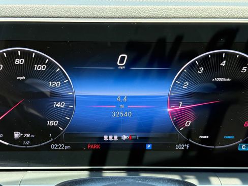 Used 2024 Mercedes-Benz GLE 350 4MATIC image 34