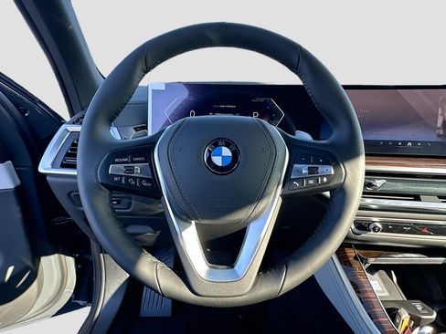 New 2026 BMW X5 sDrive40i w/ Premium Package RWD image 8