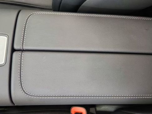 Used 2024 Mercedes-Benz E 350 4MATIC Sedan image 49