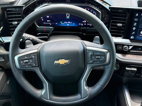 Used 2026 Chevrolet Silverado 1500 LTZ w/ LTZ Premium Package AWD/4WD image 38