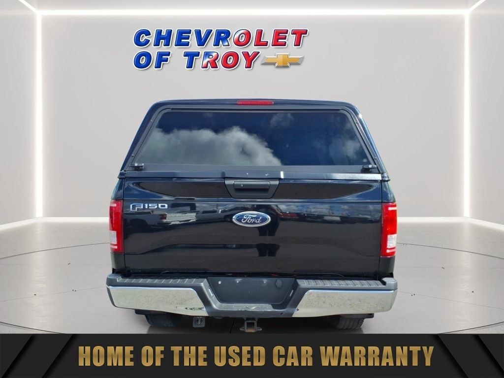 Used 2017 Ford F150 XLT AWD/4WD image 8