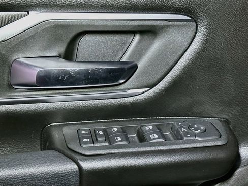 New 2026 RAM 1500 4x4 Crew Cab image 12