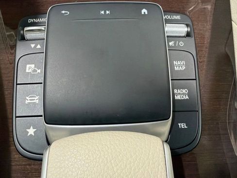 Used 2023 Mercedes-Benz GLS 450 4MATIC image 38