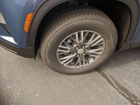 New 2026 Chevrolet Traverse LT w/ Driver Confidence Package image 11