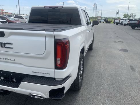 Used 2025 GMC Sierra 1500 Denali Ultimate AWD/4WD image 18