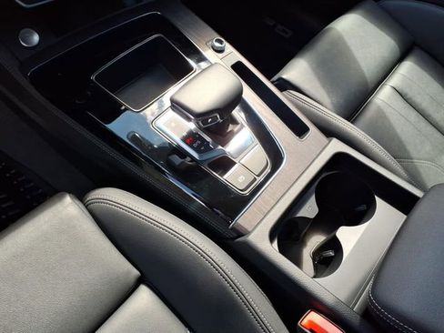 Used 2025 Audi Q5 e Premium Plus image 20