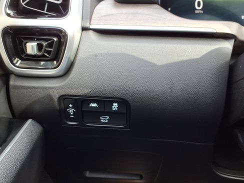 Used 2023 Kia Sorento SX Prestige image 34