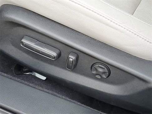 Used 2020 Honda Accord EX-L image 18