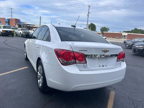 Used 2016 Chevrolet Cruze LS FWD image 5