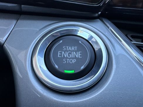 Used 2025 Chevrolet Trax LT w/ Driver Confidence Package image 23