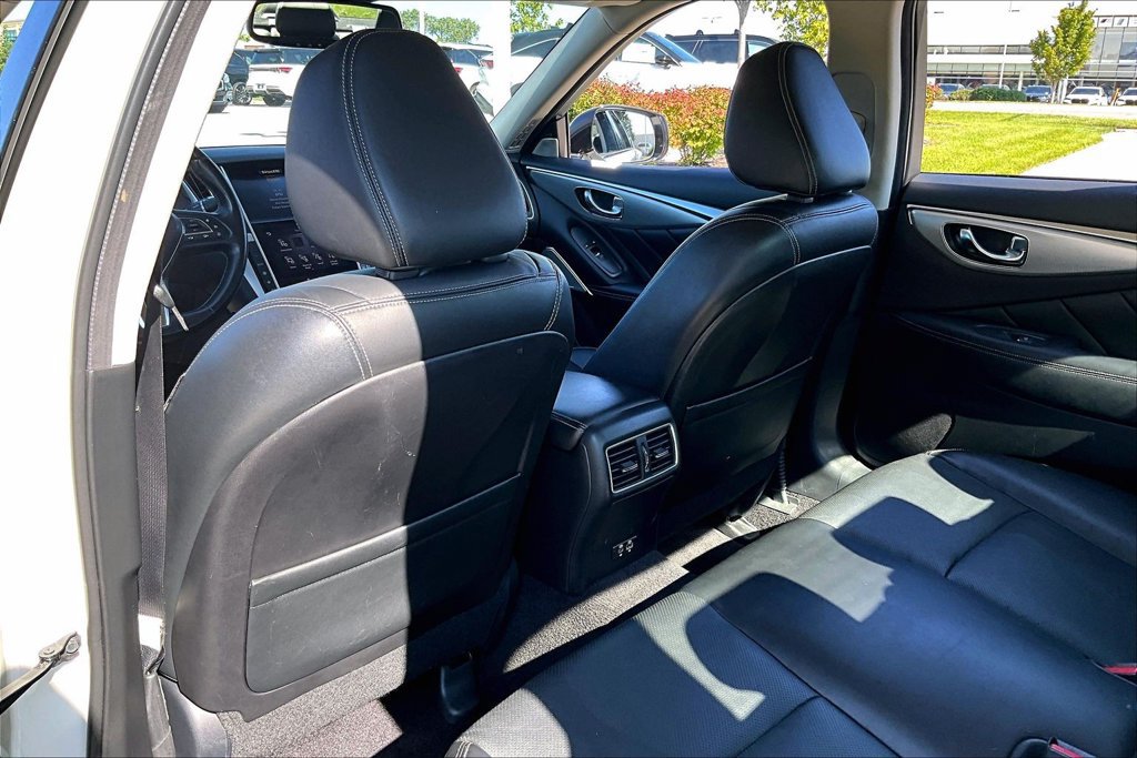 Certified 2023 INFINITI Q50 Luxe w/ Cargo Package AWD/4WD image 31