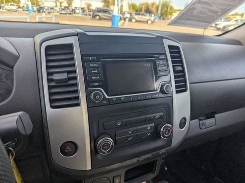Used 2017 Nissan Frontier SV image 22