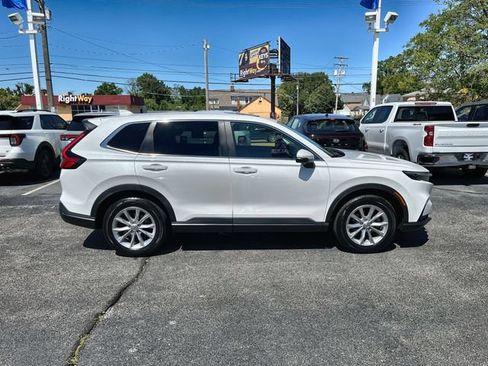 Used 2024 Honda CR-V EX-L image 11