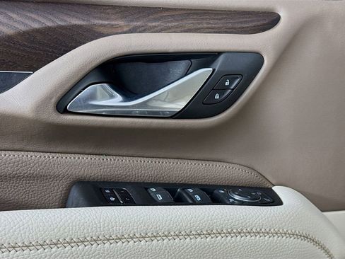 Used 2023 GMC Yukon XL Denali w/ Denali Reserve Package image 20