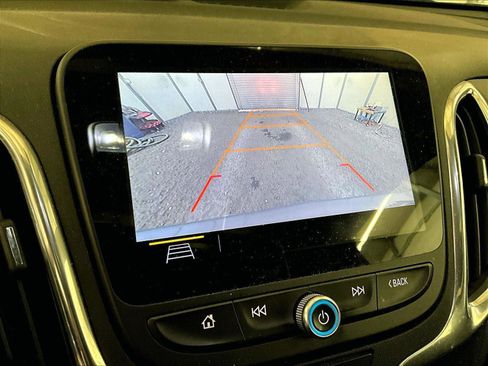 Used 2019 Chevrolet Equinox LT w/ Sun & Navigation Package image 20