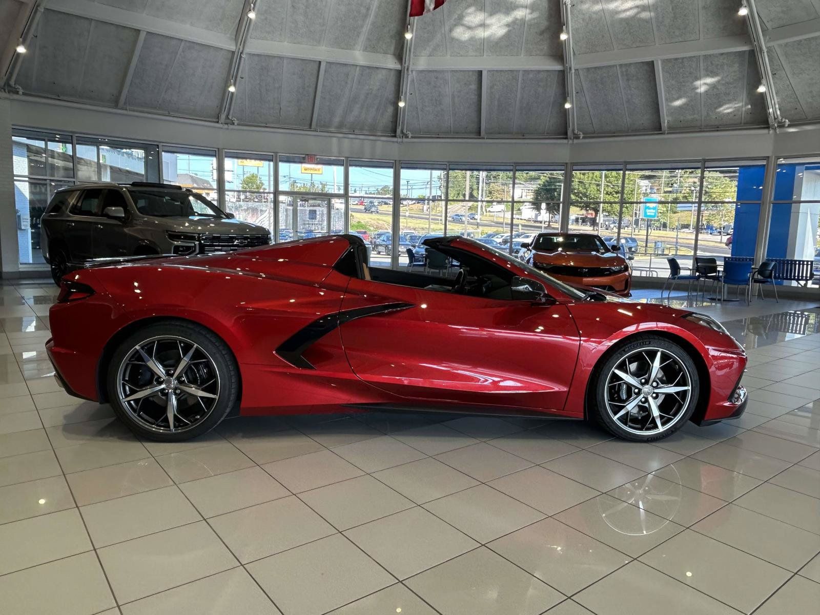 Used 2022 Chevrolet Corvette Stingray Premium Conv w/ 3LT RWD image 9