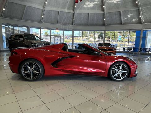 Used 2022 Chevrolet Corvette Stingray Premium Conv w/ 3LT RWD image 9