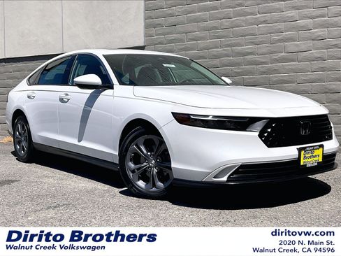 Used 2023 Honda Accord EX image 1