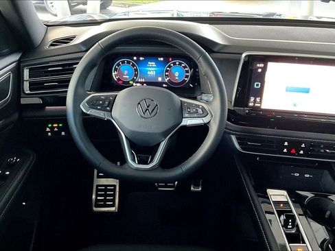 New 2026 Volkswagen Atlas Cross Sport SEL R-Line image 4
