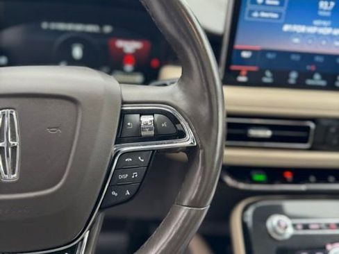 Certified 2023 Lincoln Nautilus Reserve w/ Equipment Group 201A image 15