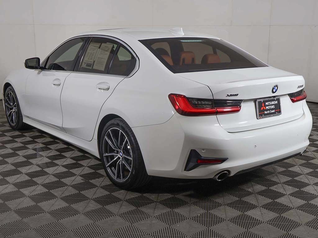 Used 2020 BMW 330i xDrive Sedan w/ Convenience Package AWD/4WD image 10