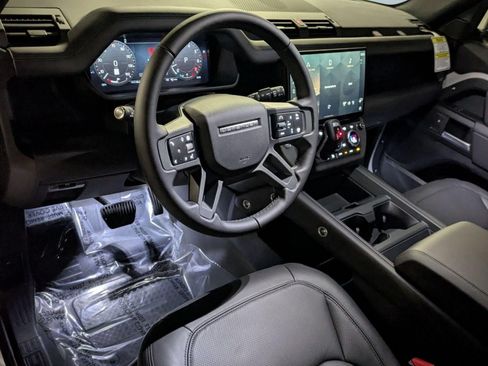 New 2026 Land Rover Defender 110 S AWD/4WD image 16