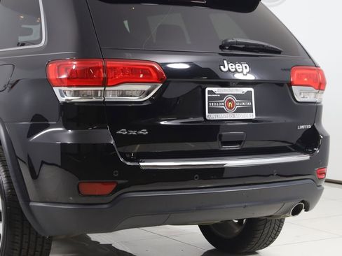 Used 2017 Jeep Grand Cherokee Limited AWD/4WD image 23