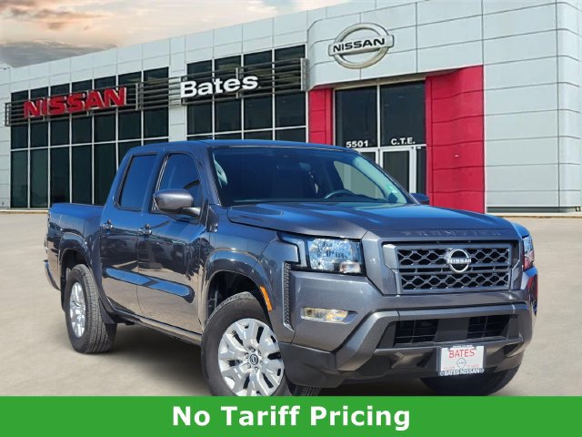 Used 2022 Nissan Frontier SV RWD image 1