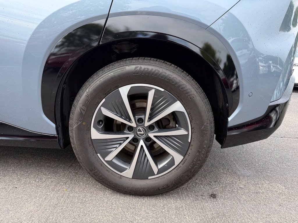 Certified 2023 Lexus RZ 450e Premium w/ Technology Package AWD/4WD image 29