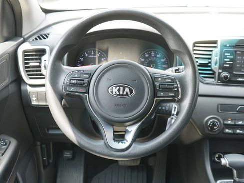 Used 2019 Kia Sportage LX FWD image 25